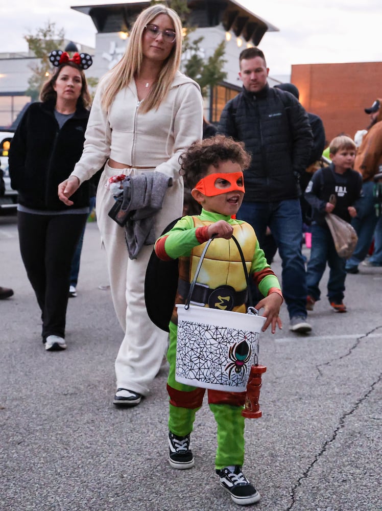 DDN 102225 Austin Landing Trunk or Treat