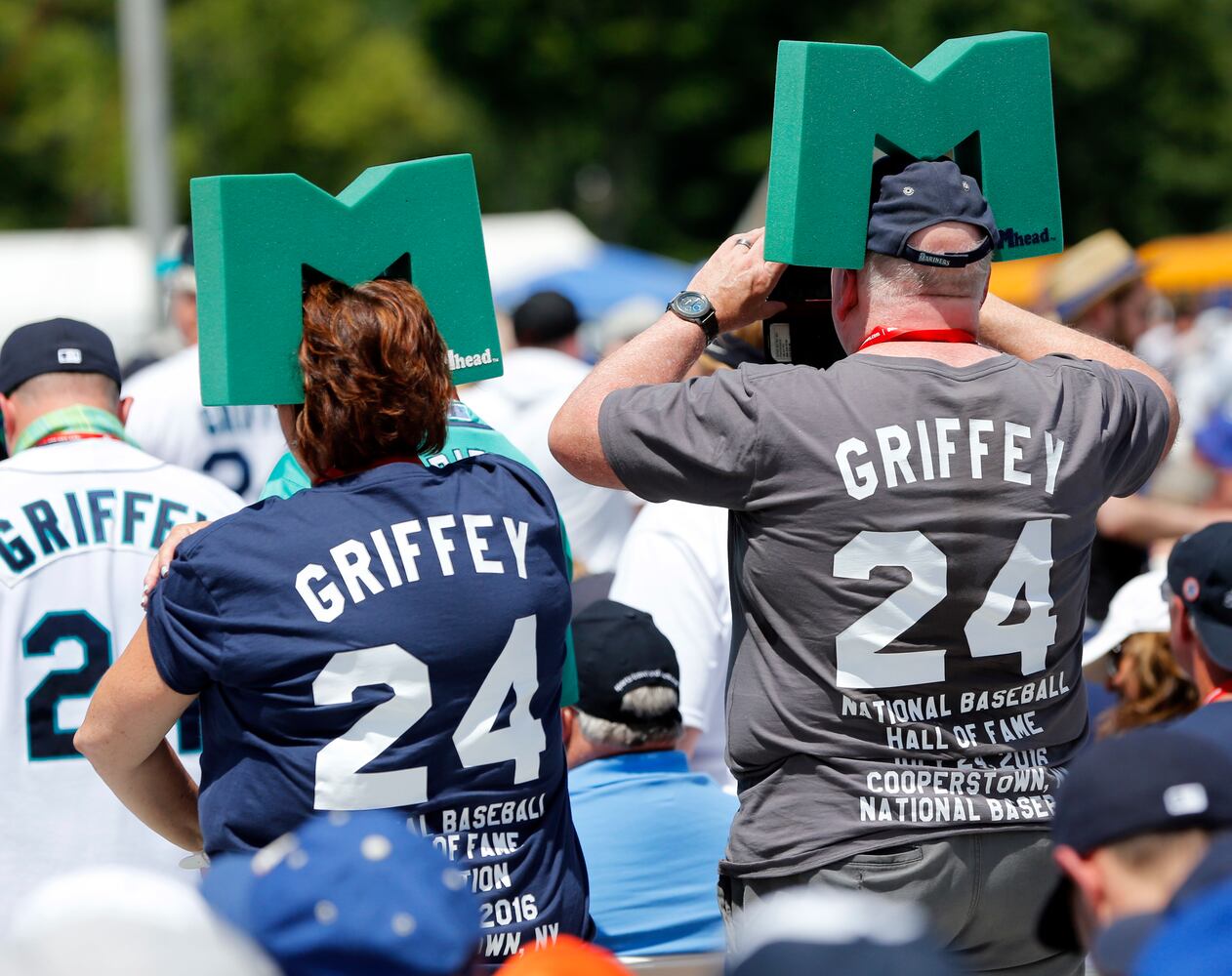 Ken Griffey Jr. inducted into Baseball Hall of Fame