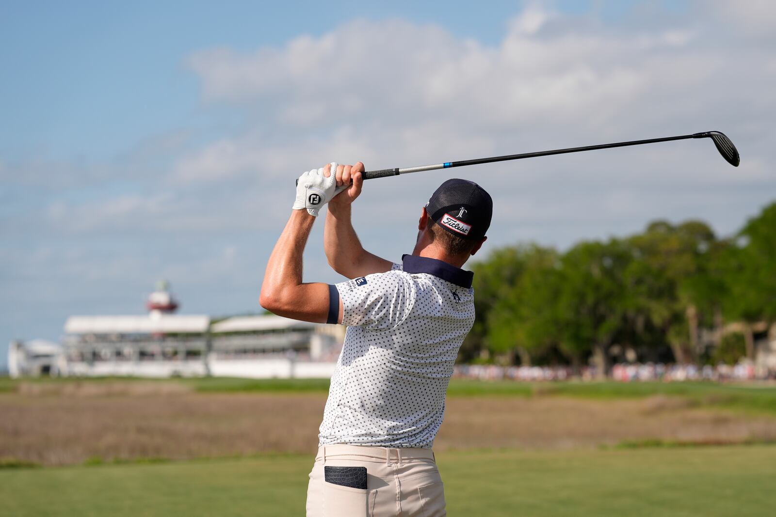 Justin Thomas hits from the 18th tee during the second round of the RBC Heritage golf tournament, Friday, April 18, 2025, in Hilton Head Island, S.C. (AP Photo/Mike Stewart)