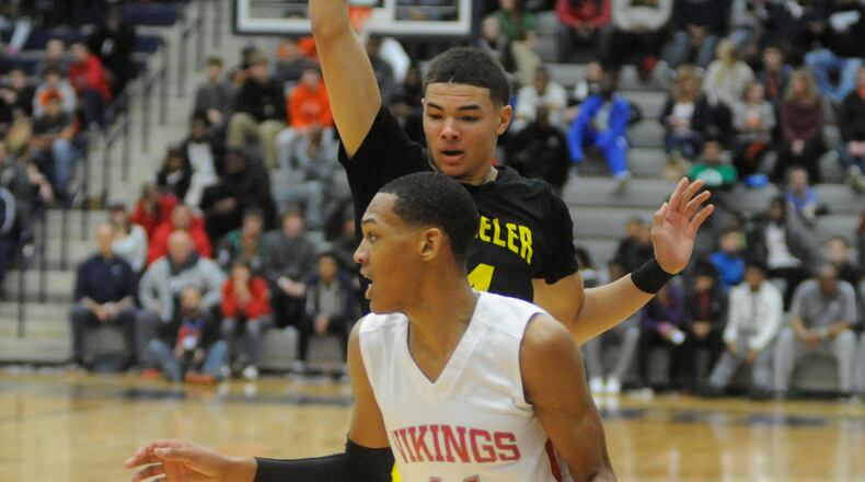 Princeton junior Darius Bazley (with ball) is committed to OSU. MARC PENDLETON / STAFF