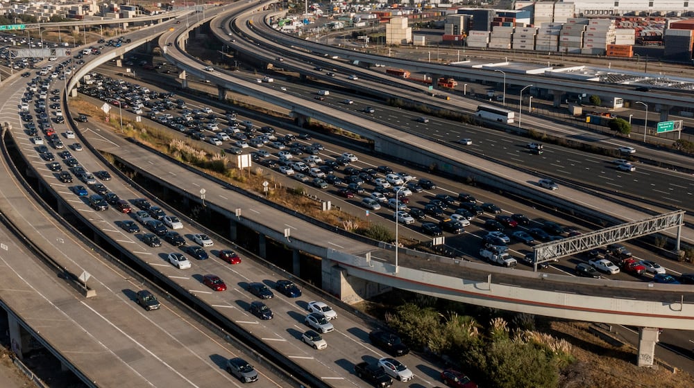 FILE - Vehicles driving westbound for the Bay Bridge from Oakland, Calif., Sept. 26, 2025. (Santiago Mejia/San Francisco Chronicle via AP, File)