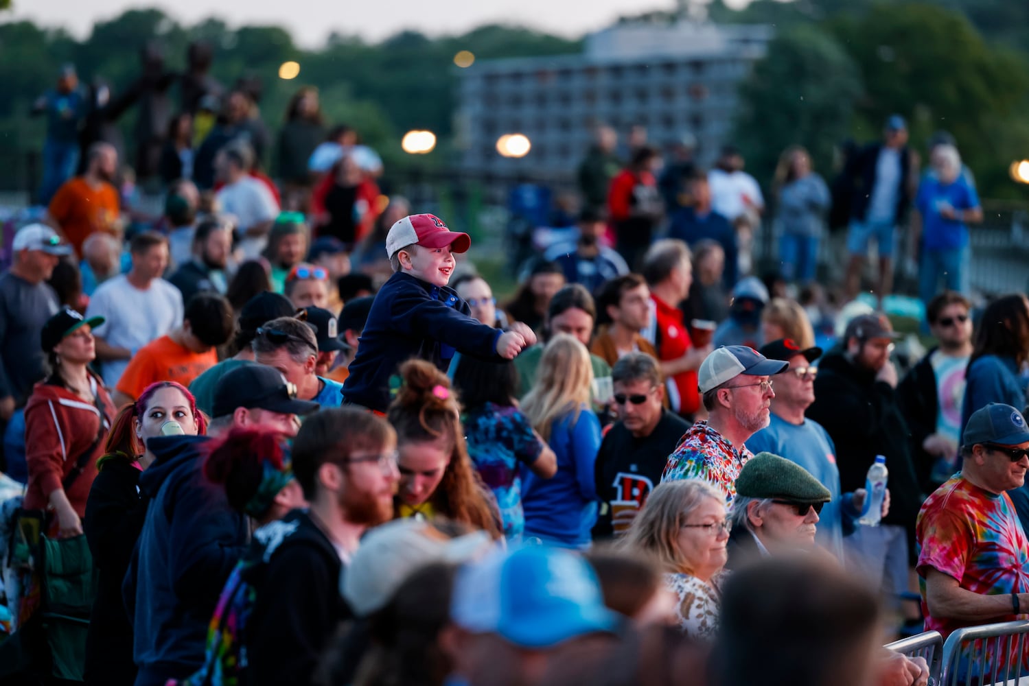 052523 RiversEdge concert