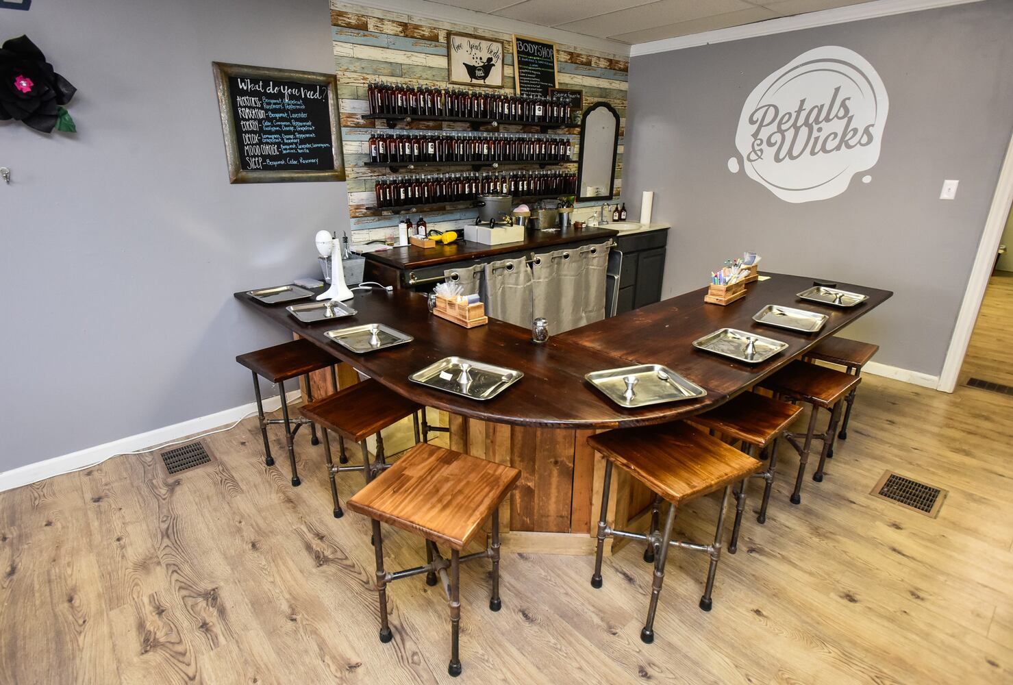 Petals & Wicks on Main Street in Hamilton expanding