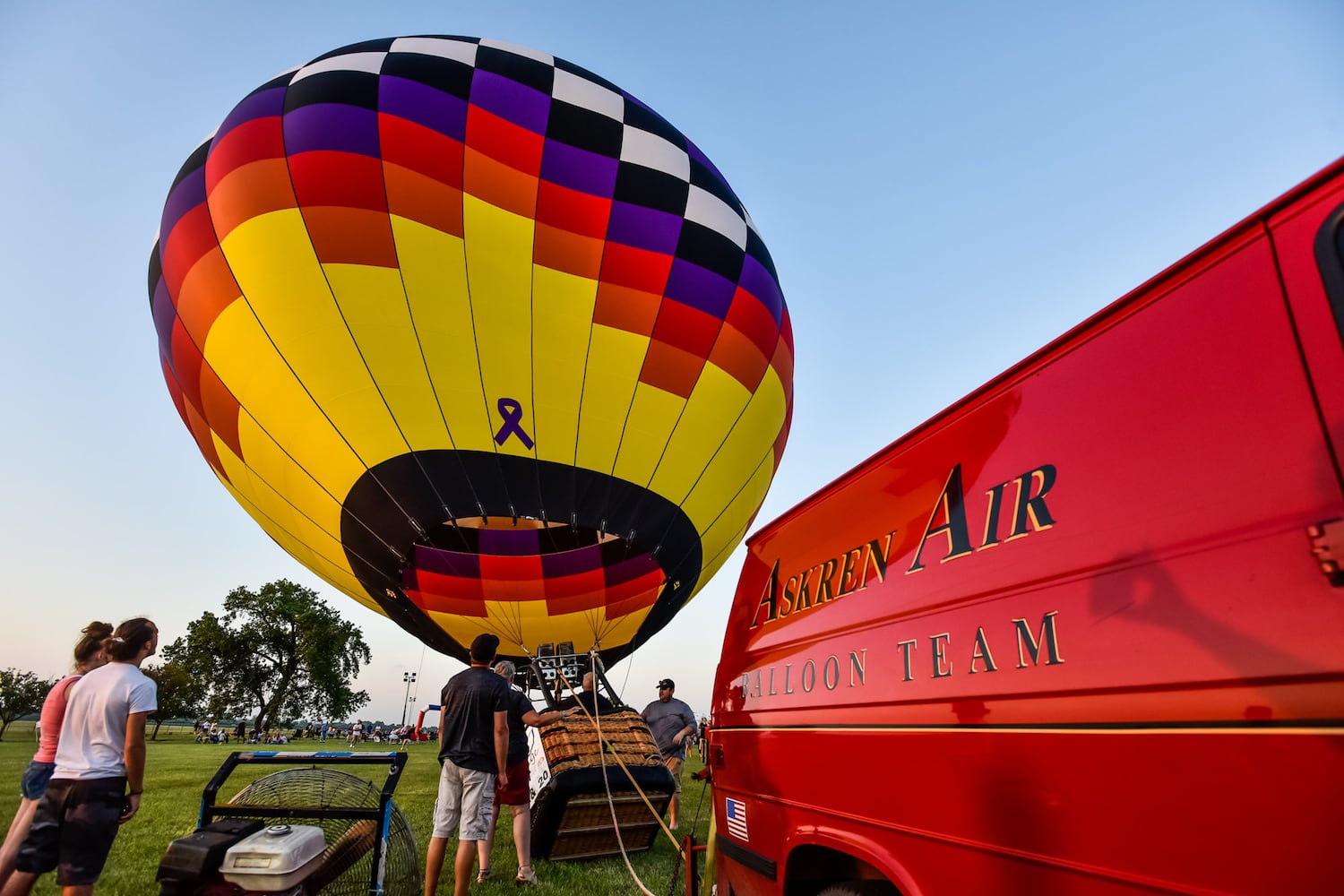 Ohio Challenge balloon glow and fireworks