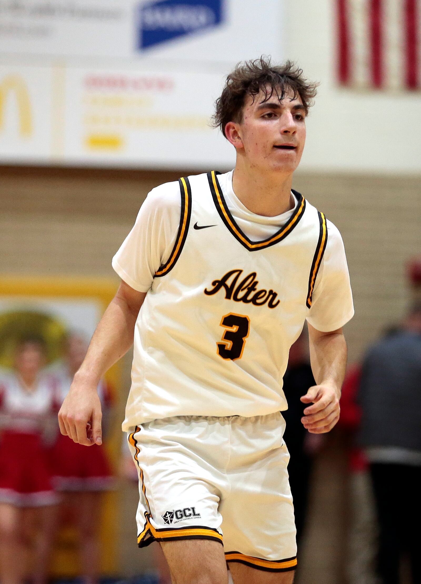 Alter junior Peyton Bakos gets back on defense during a 78-48 win against Carroll on Tuesday., Dec. 9, 2025, in Kettering. STEVEN WRIGHT / STAFF