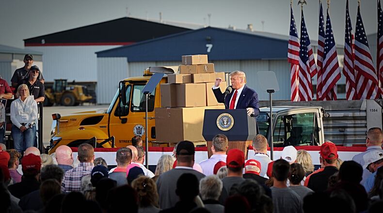 President Trump speaks to crowd in Vandalia.