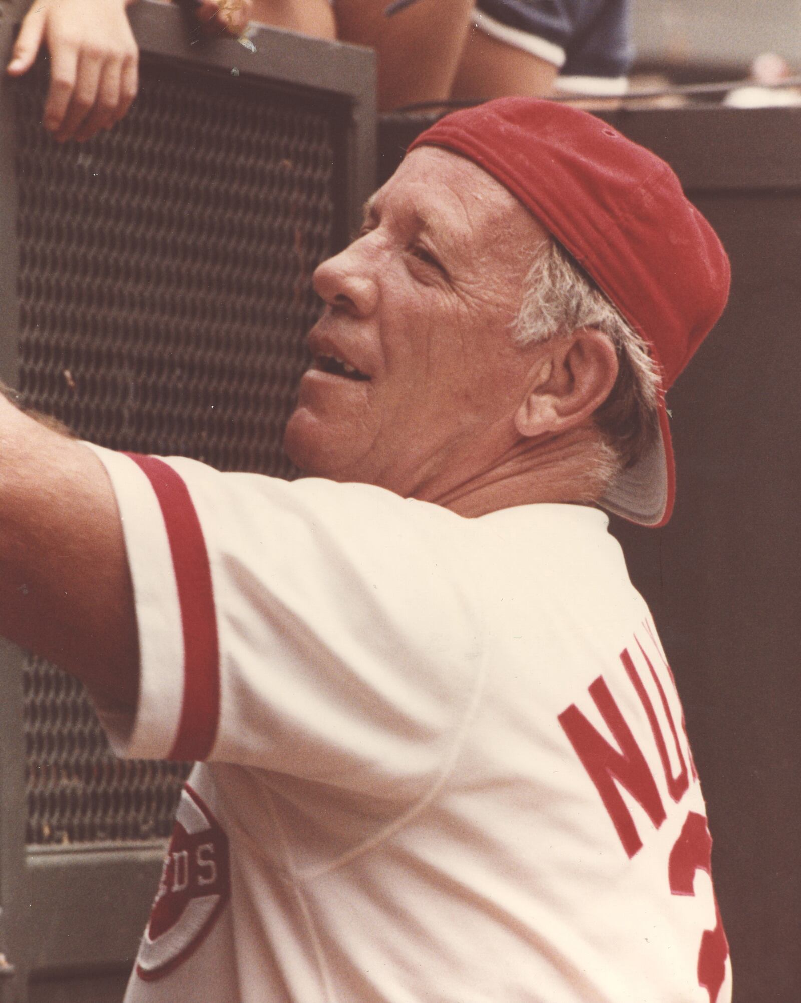 Joe Nuxhall signs autographs, 1978. Photo courtesy the Nuxhall family.