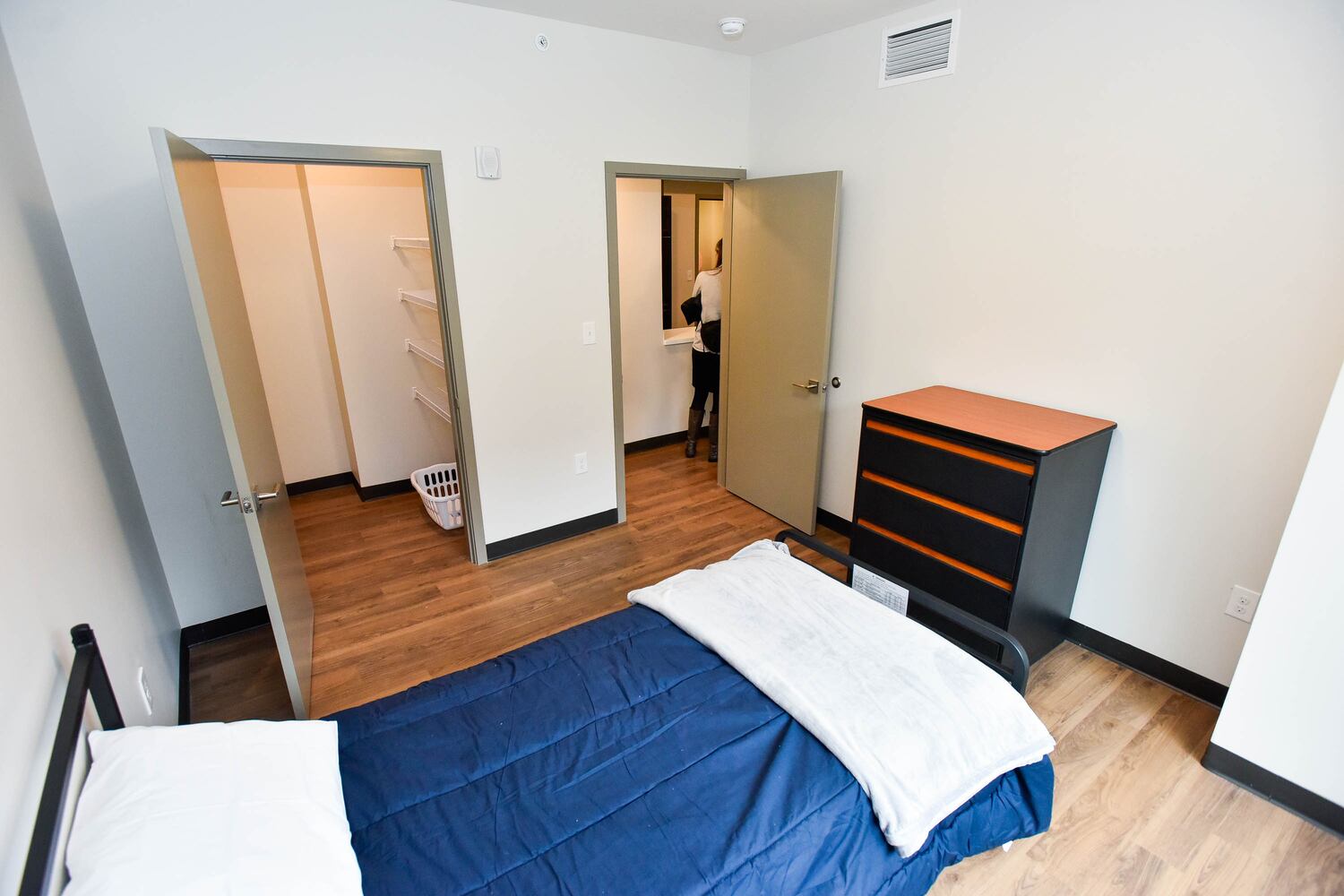 Tour of new Hope House Mission men's shelter in Middletown