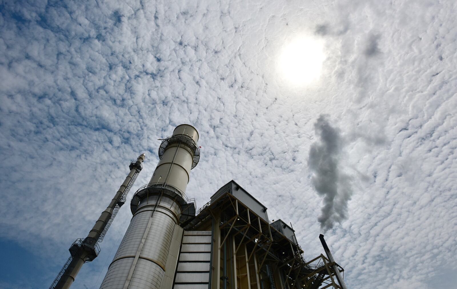 The Middletown Energy Center will be able to generate 475 megawatts of electricity, enough energy for 400,000 homes, according to the company.