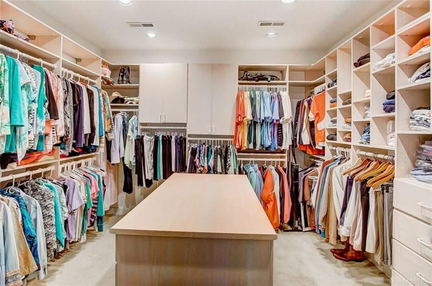 PHOTOS: Luxury Kettering home listed has pool, amazing closets