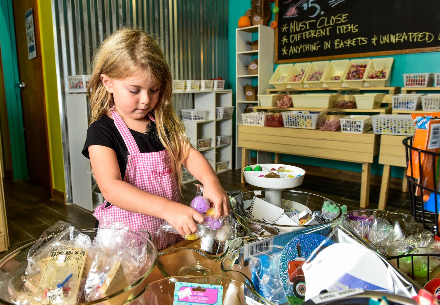 Candy Stash Sweets and Treats open in Liberty Township
