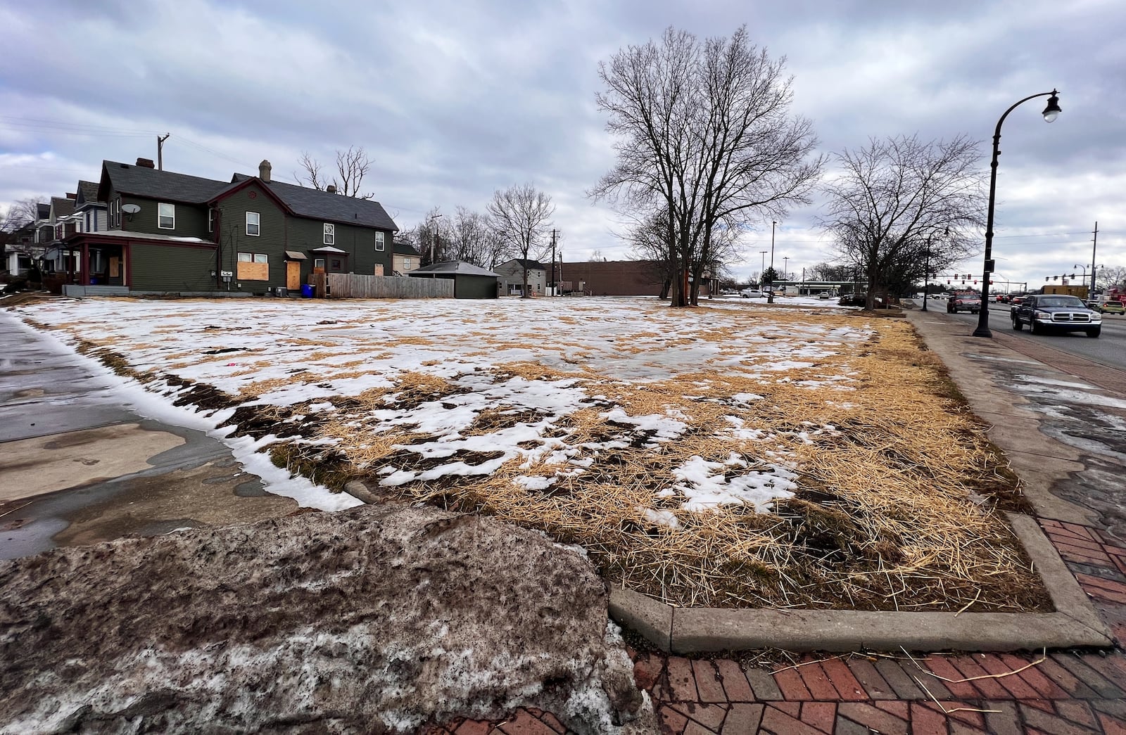 A proposed retail development with an urban feel is proposed at the intersection of 10th and High streets in Hamilton. It could be as large as a $2 million investment. NICK GRAHAM/STAFF