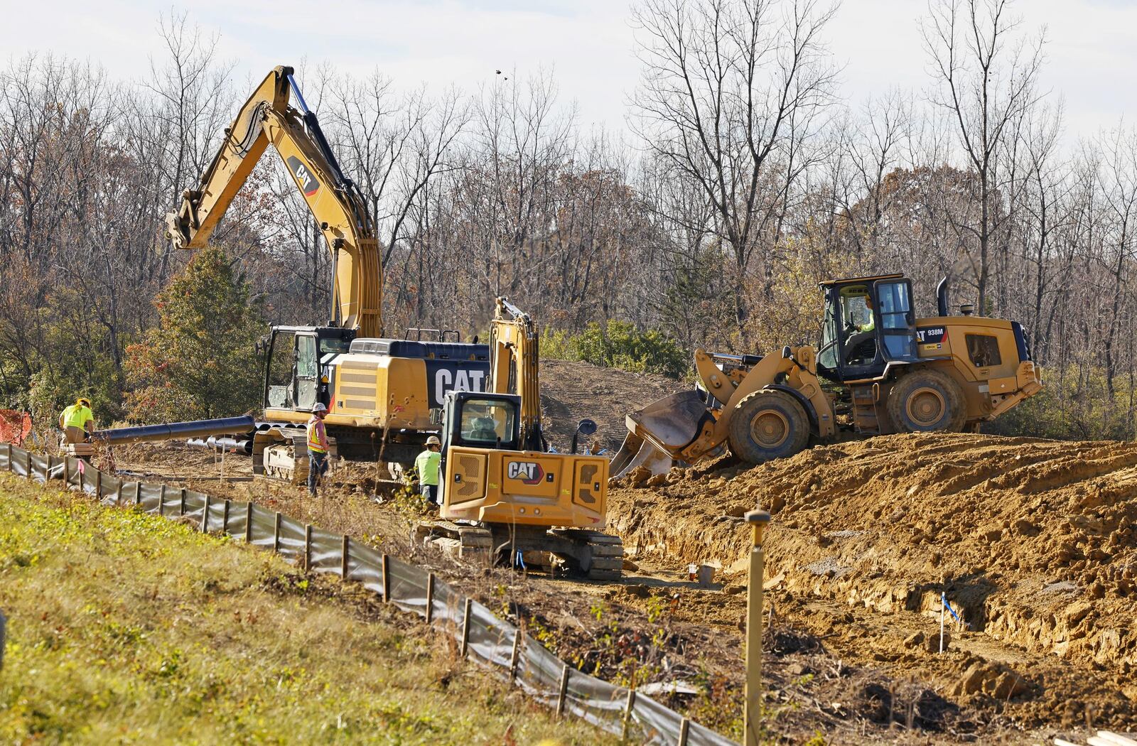 Construction continues on the MADE Industrial Park near the intersection of Yankee and Todhunter roads in Middletown. NICK GRAHAM/STAFF