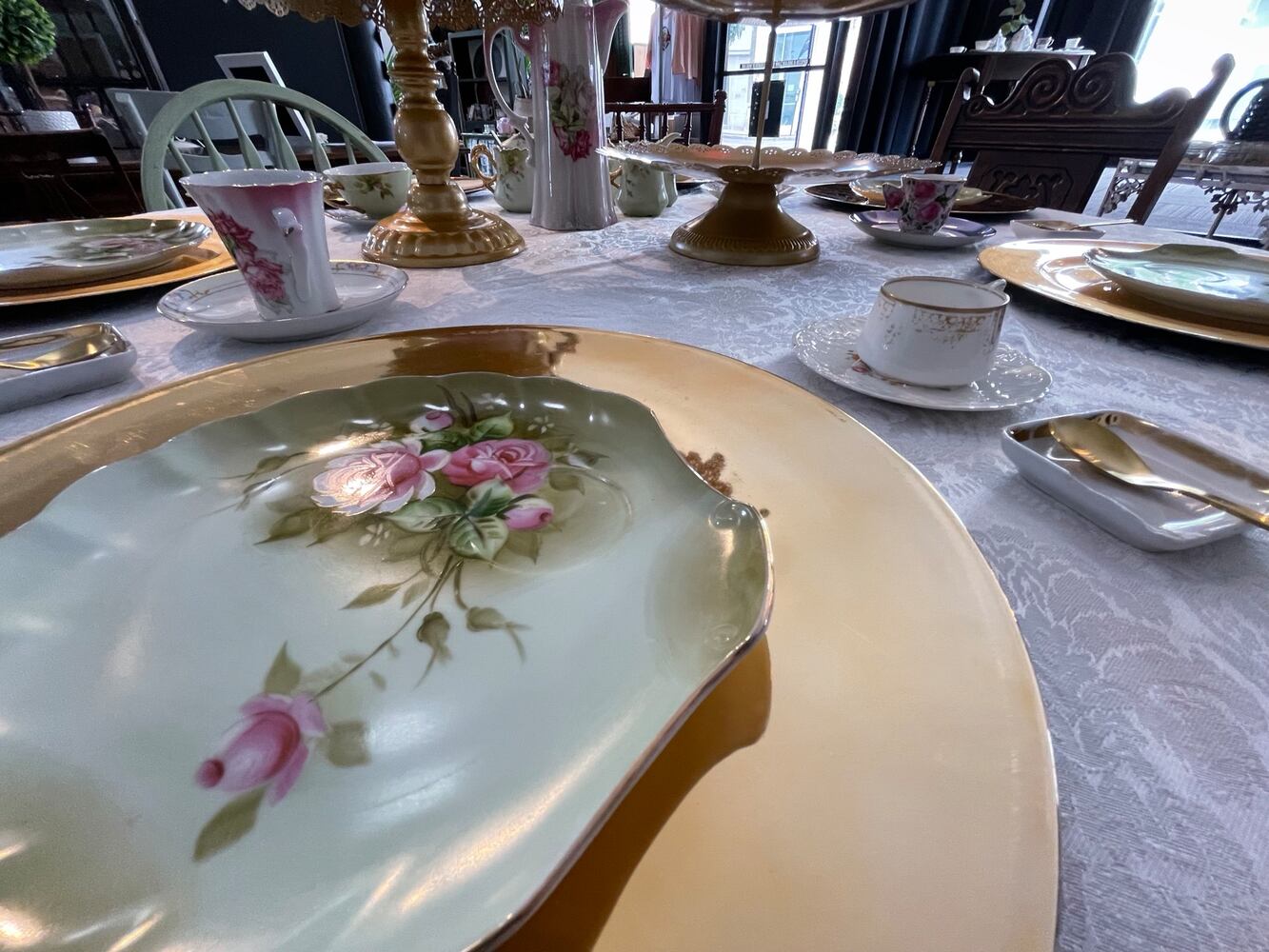Kinship opens in downtown Hamilton 