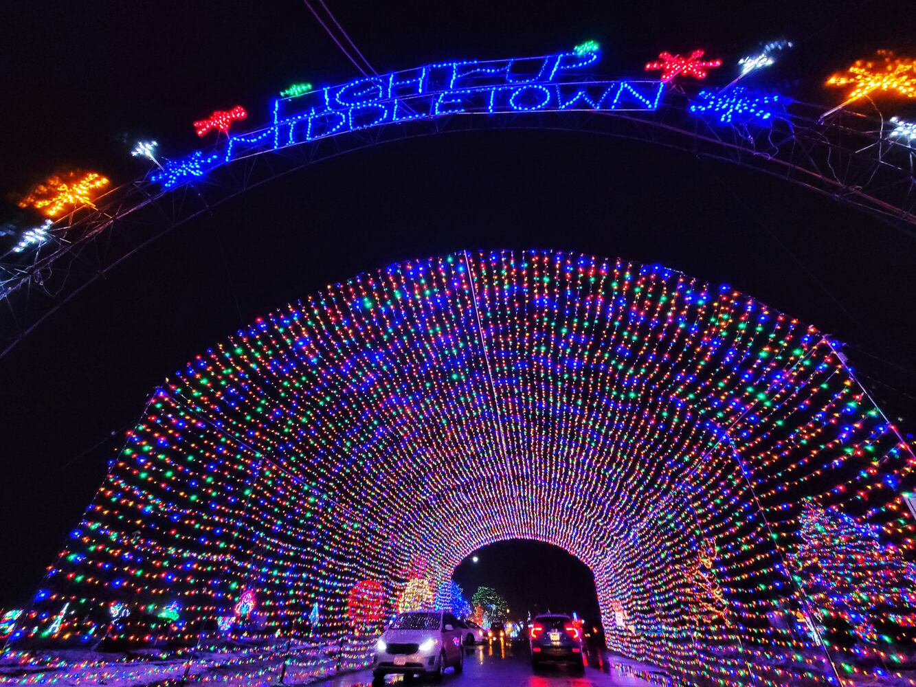 113020 Light Up Middletown