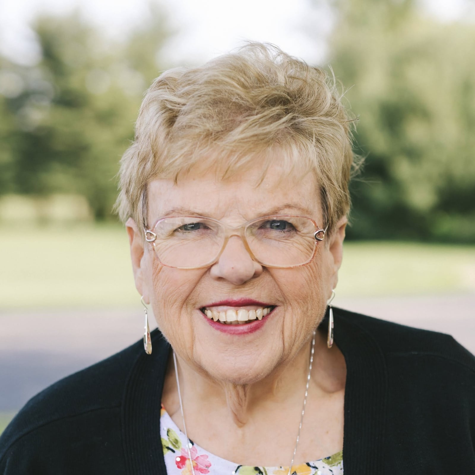 Esther Banta Larson, candidate for Lebanon School Board in the November 2025 election.