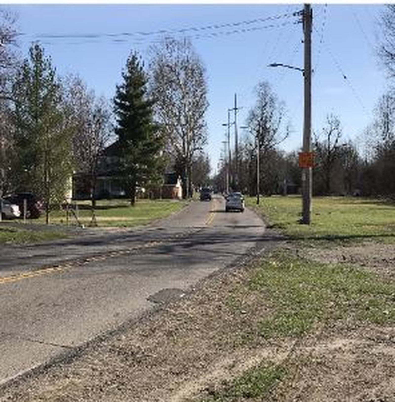 Because River Road is so narrow (shown here, looking southward), Hamilton will close lanes in both directions as crews work on a construction project there.  