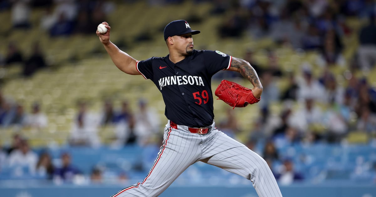 Durán to Phillies and twin pitchers dealt on same day. Big names remain as MLB trade...