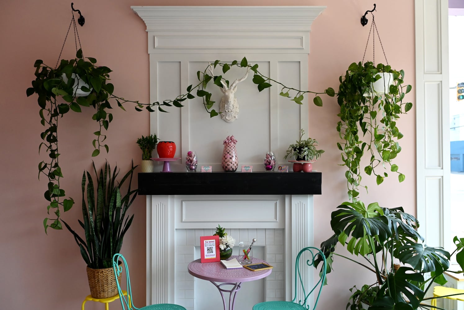 Hue Mane Salon relocates to Lindenwald