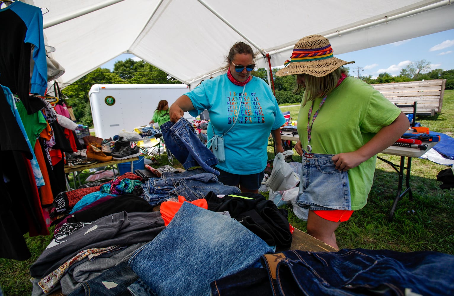 080720 yard sale