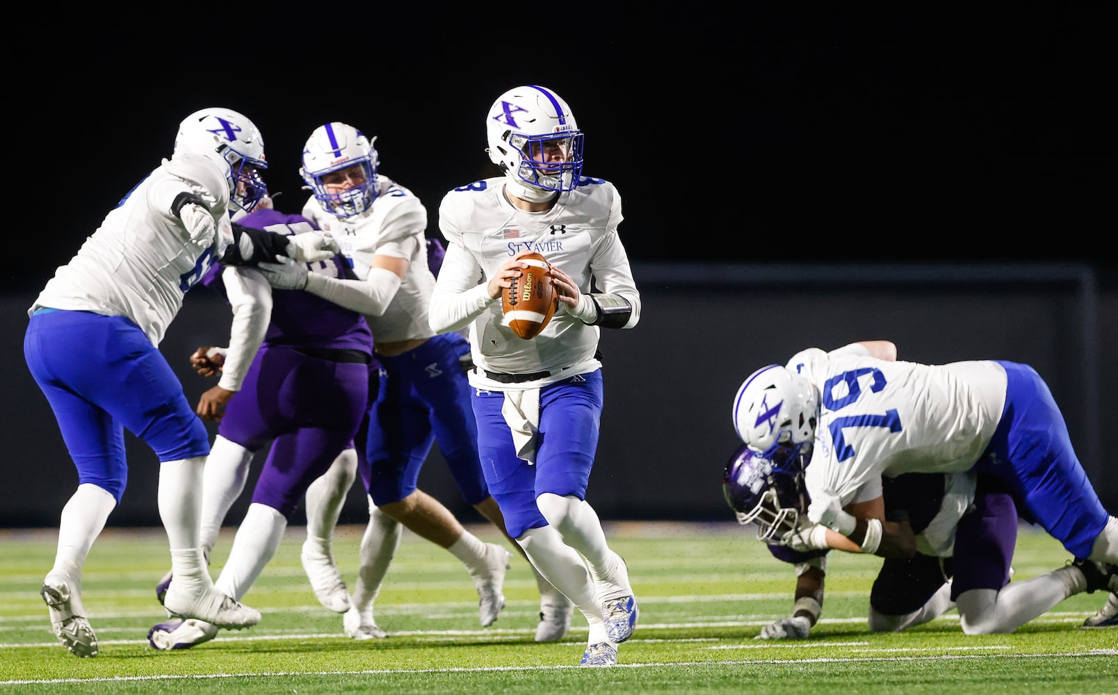 112825 Middletown vs St Xavier football