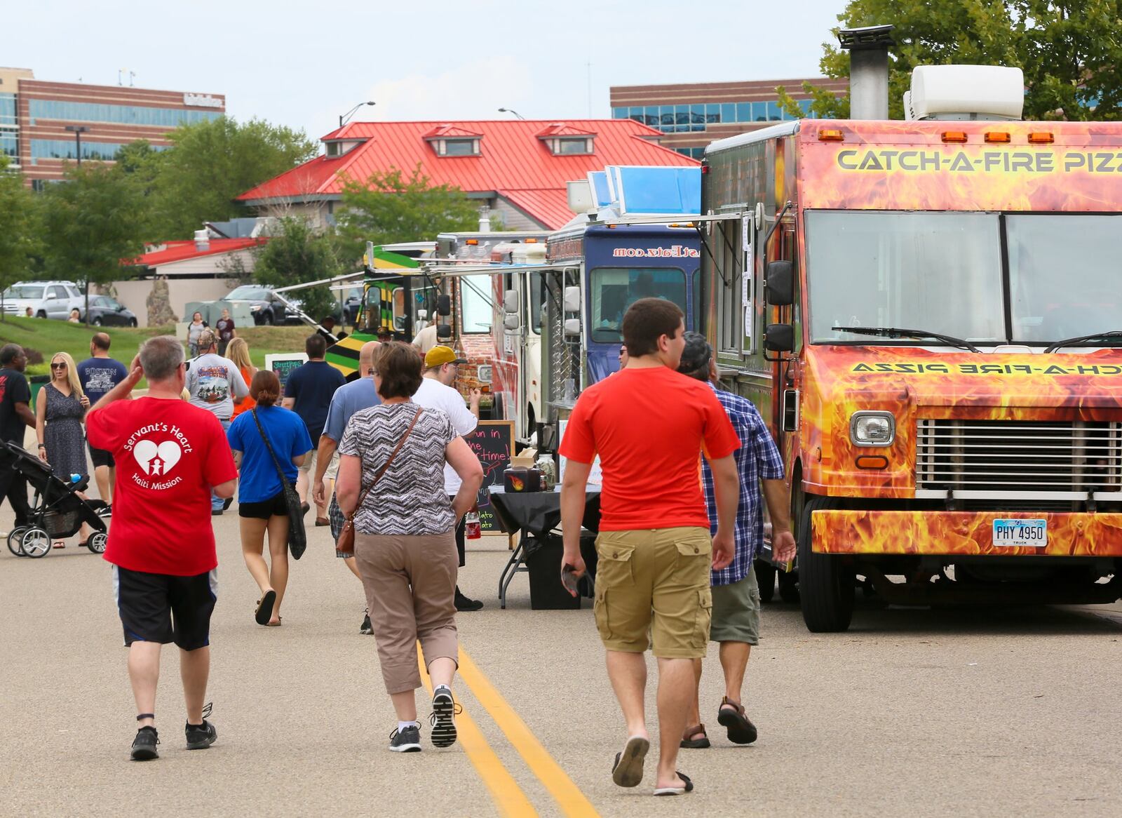 Organized by the Union Centre Boulevard Merchants Association, the fourth annual Union Centre Food Truck Rally takes place at the Square at Union Centre Friday in West Chester. STAFF/FILE