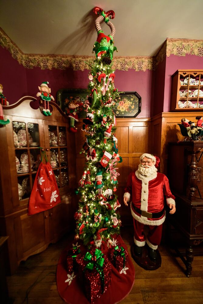 PHOTOS: South Main Candlelight Tour of Homes in Middletown