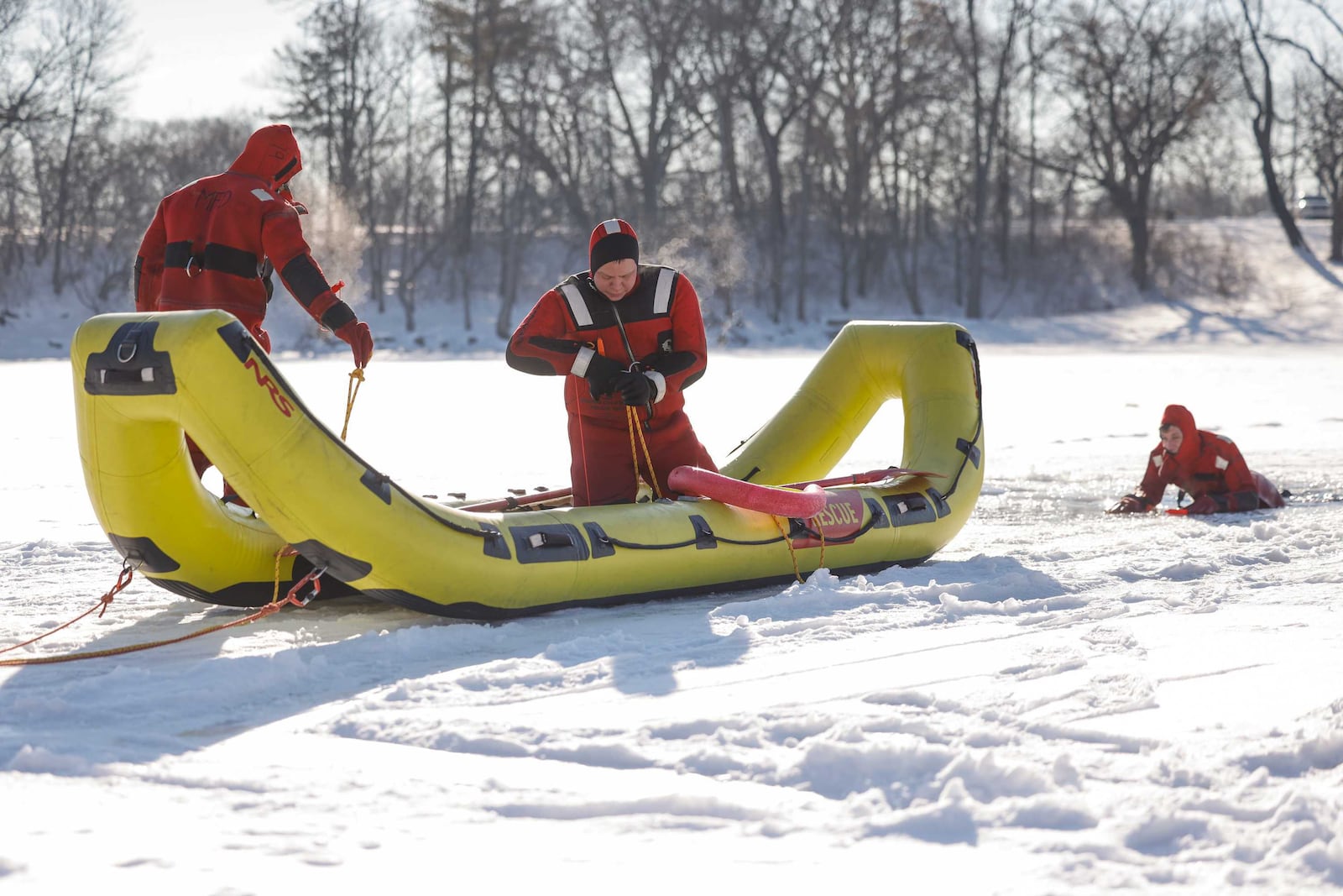 Middletown Division of Fire completes ice rescue training at Smith Park on Tuesday, Feb. 10, 2026. NICK GRAHAM/STAFF