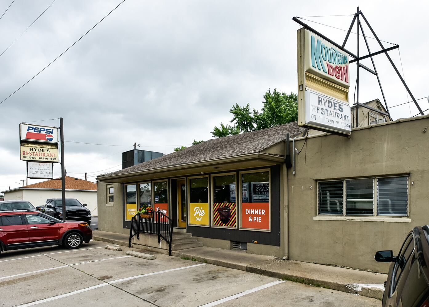 Hyde's restaurant in Hamilton