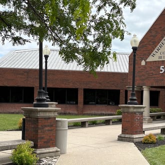 The Warren County courts building houses Warren County Common Pleas Court. JEN BALDUF/STAFF