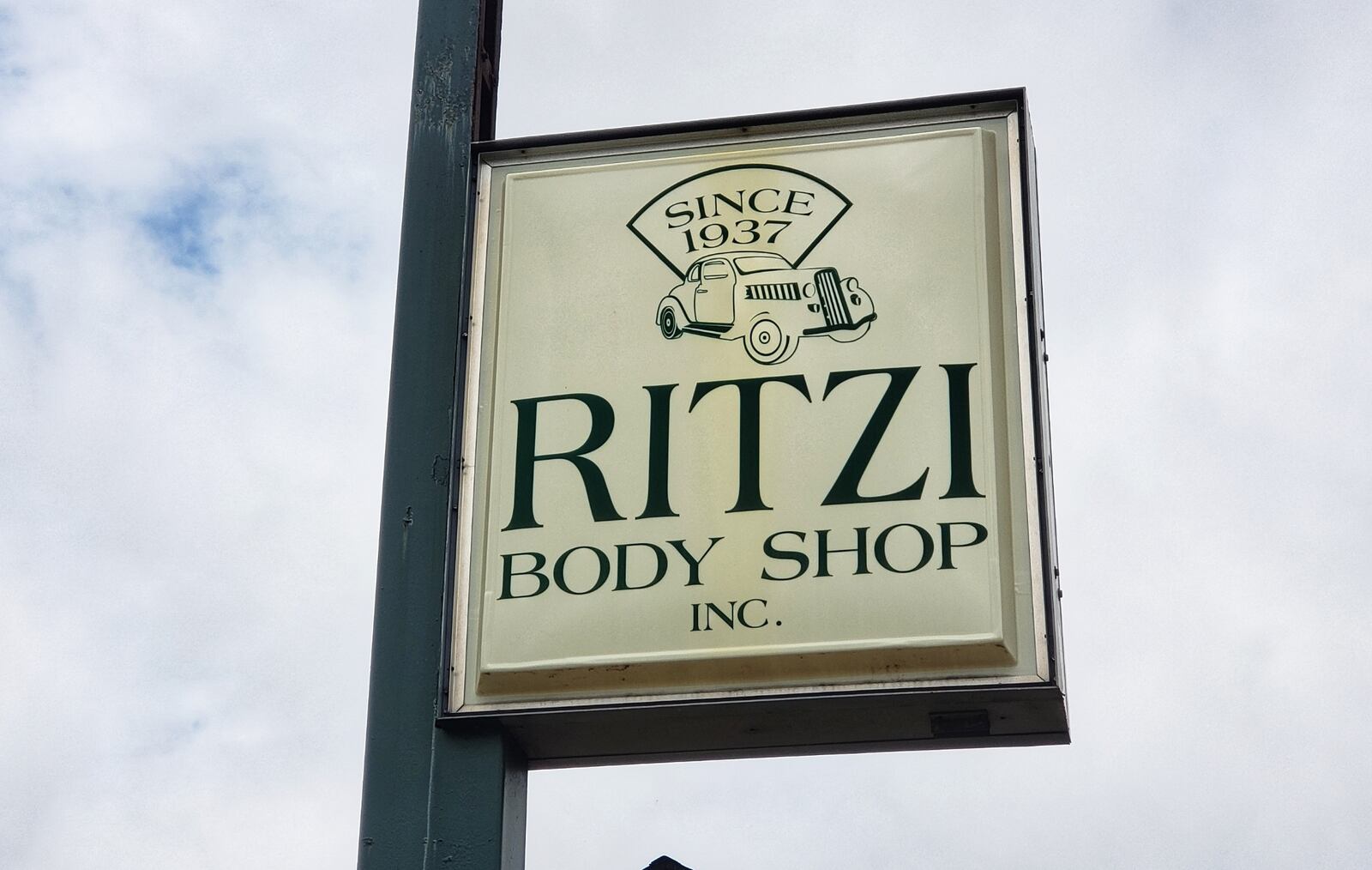 The Ritzi Body Shop recently closed, after 83 years of operation. NICK GRAHAM/STAFF
