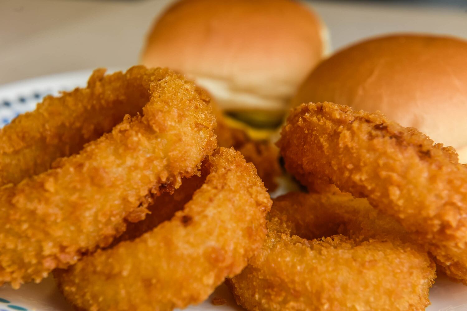 Red's Hamburger Shop open under new ownership in New Miami