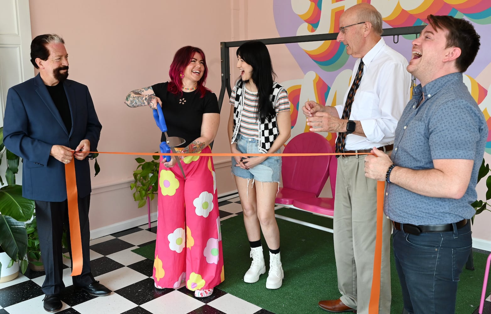 Hue Mane Salon relocates to Lindenwald