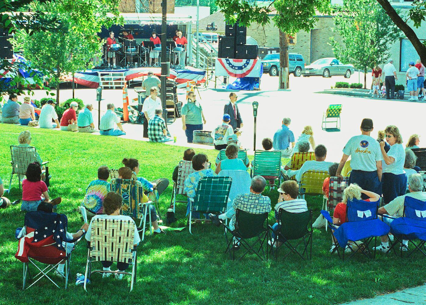 PHOTOS Journal-News July 2001