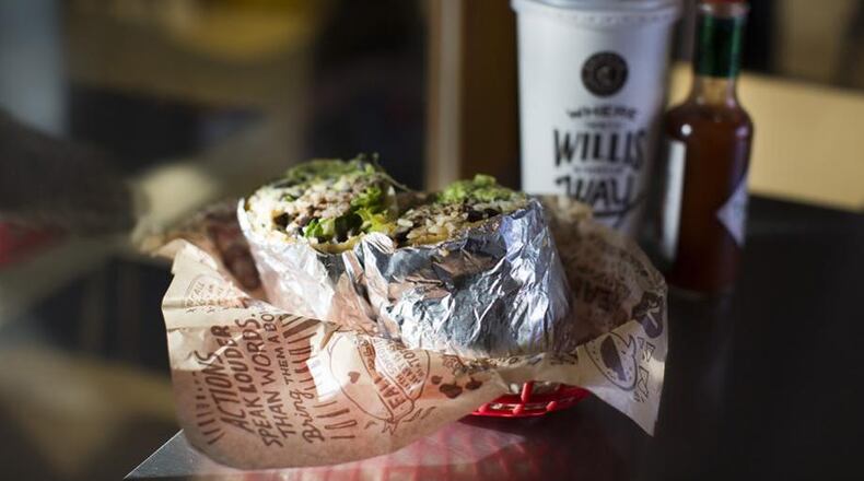 Chipotle has signed a delivery deal with the service DoorDash.