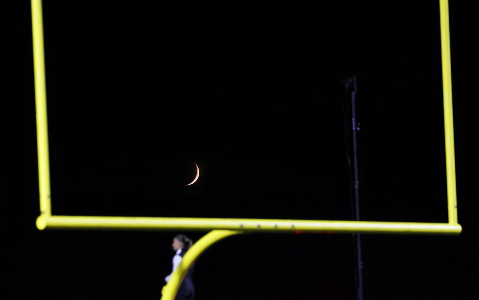 102425 Lakota East vs West football