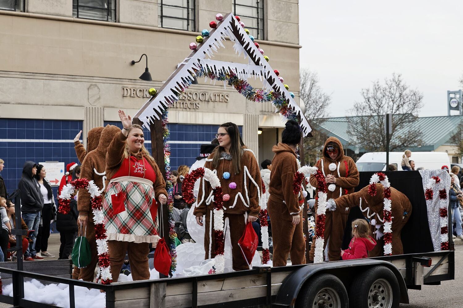 112622 Santa parade Middletown