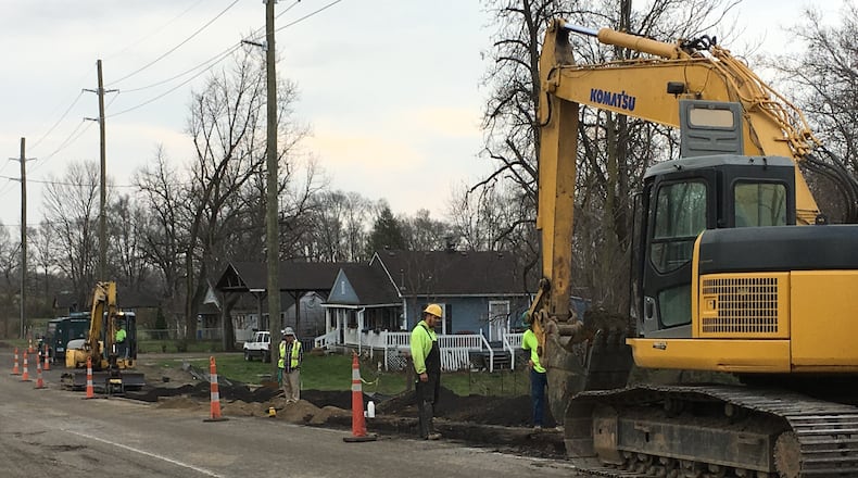 Construction crews work the Oxford State Road widening project. The Middletown City Council on Tuesday, April 4, 2017, approved a contract for Kelchner, Inc. of Springboro to begin construction of Phase 3 of the widening and other improvements on Yankee Road, between Oxford State Road and Lafayette Avenue. (Ed Richter/Staff)