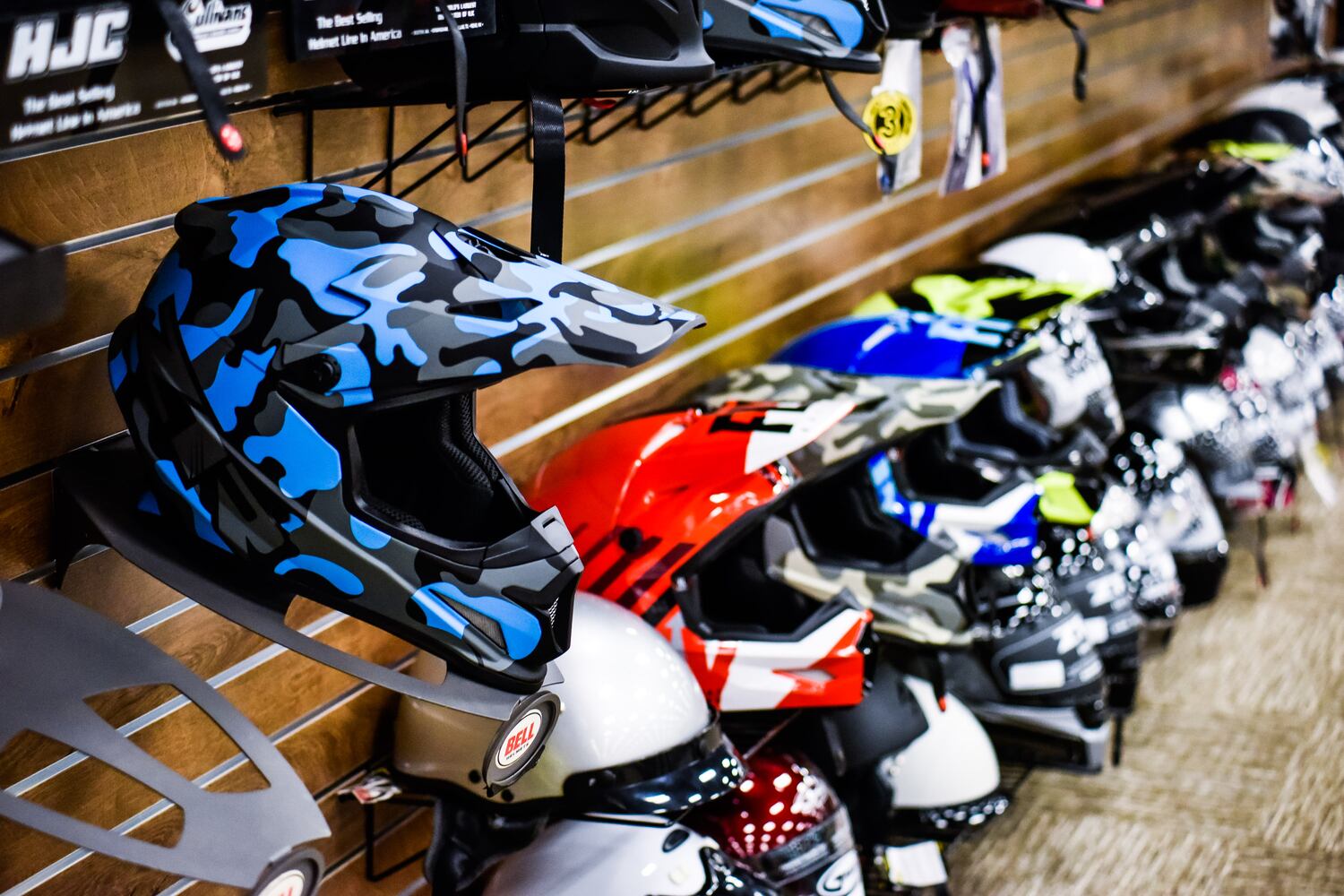 Octane Outlet motorcycle and powersports dealer now open in Middletown