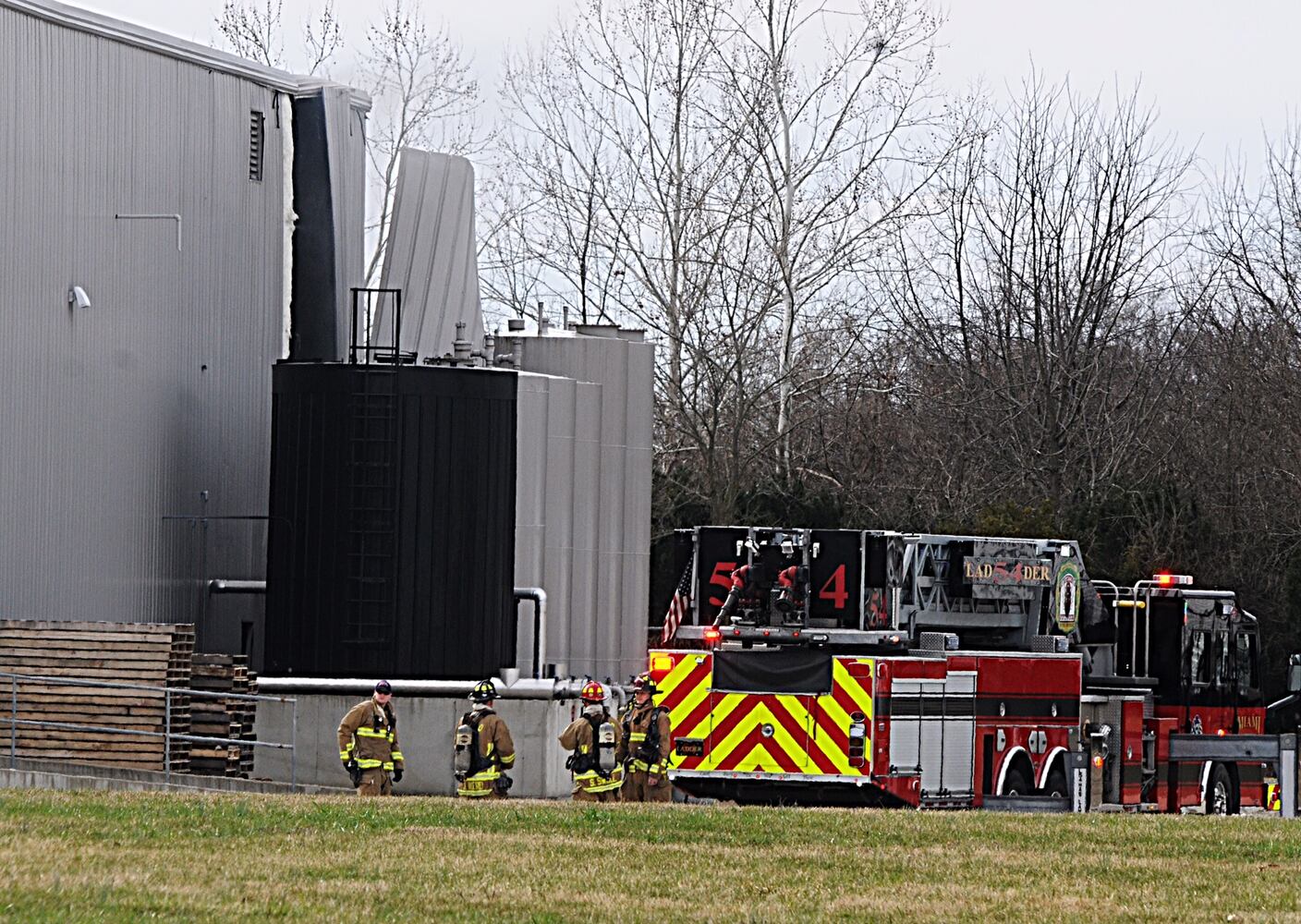 Multiple crews respond to two-alarm fire at Carlisle factory