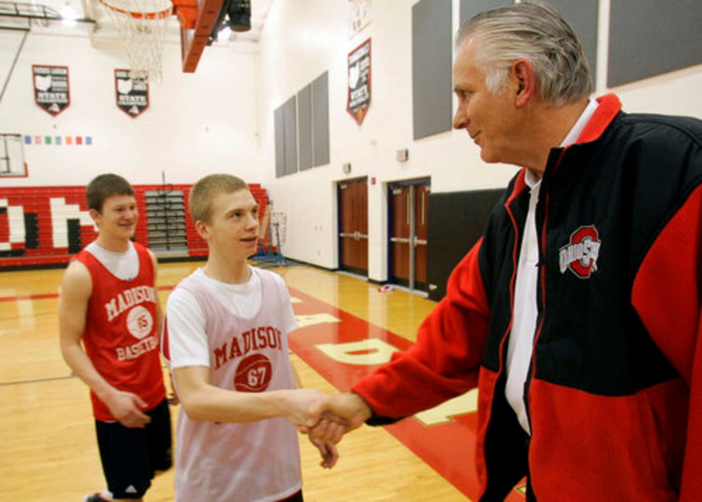 Legend talks to Madison girls