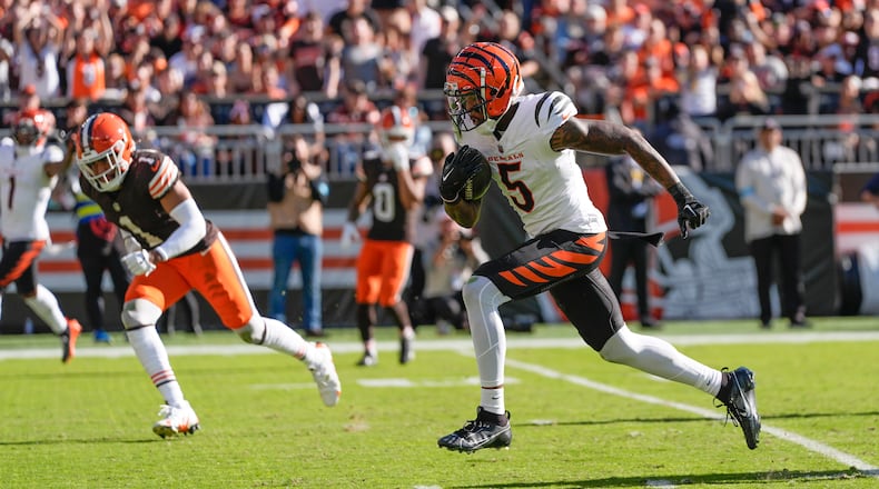 Cleveland Browns quarterback Jameis Winston (5) runs for a touchdown in the second half of an NFL football game against the Cleveland Browns, Sunday, Oct. 20, 2024, in Cleveland. (AP Photo/Sue Ogrocki)
