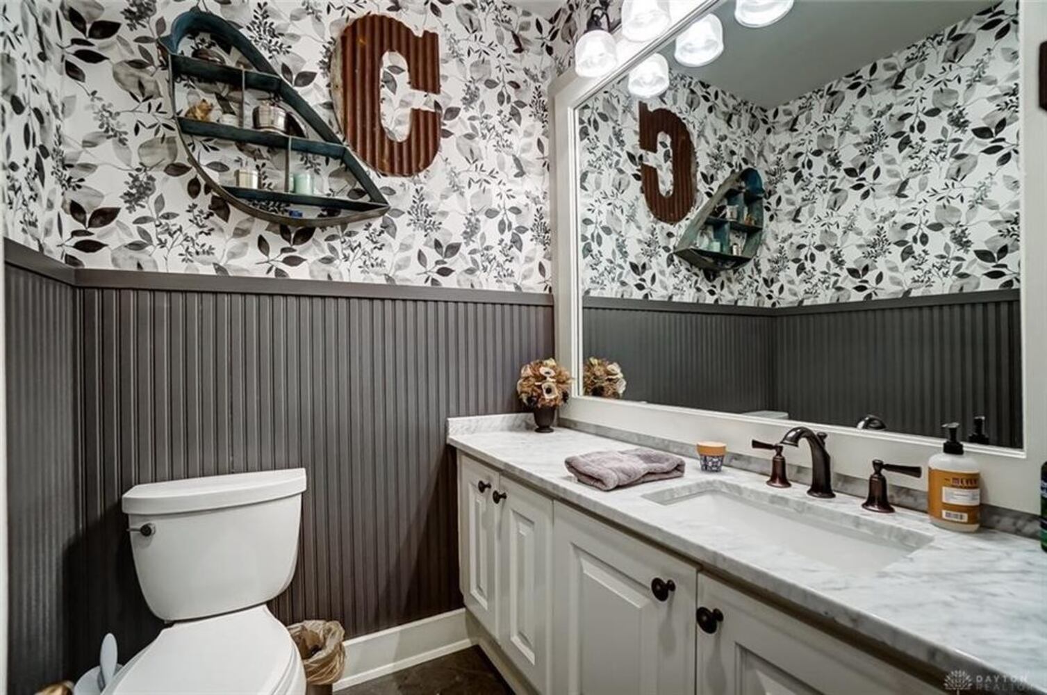 PHOTOS: Luxury $1.7M Oakwood estate on the market has large guest house