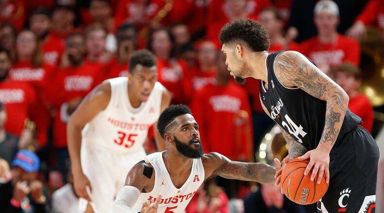 HOUSTON, TEXAS - FEBRUARY 10: Corey Davis Jr. #5 of the Houston Cougars faces up Jarron Cumberland #34 of the Cincinnati Bearcats during the second half at Fertitta Center on February 10, 2019 in Houston, Texas. (Photo by Bob Levey/Getty Images)