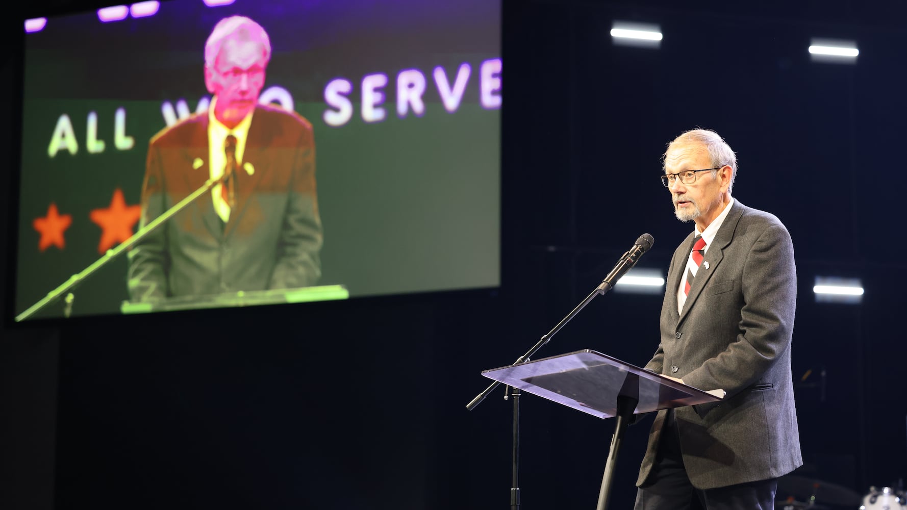 DDN 111125 Beavercreek Vets Day