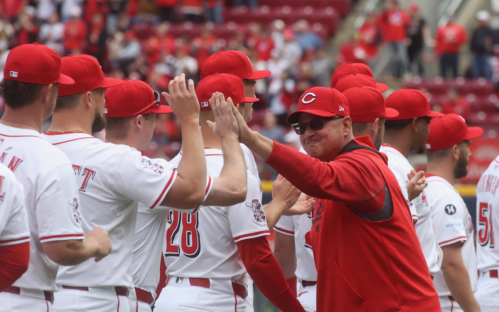 Terry Francona makes Reds debut