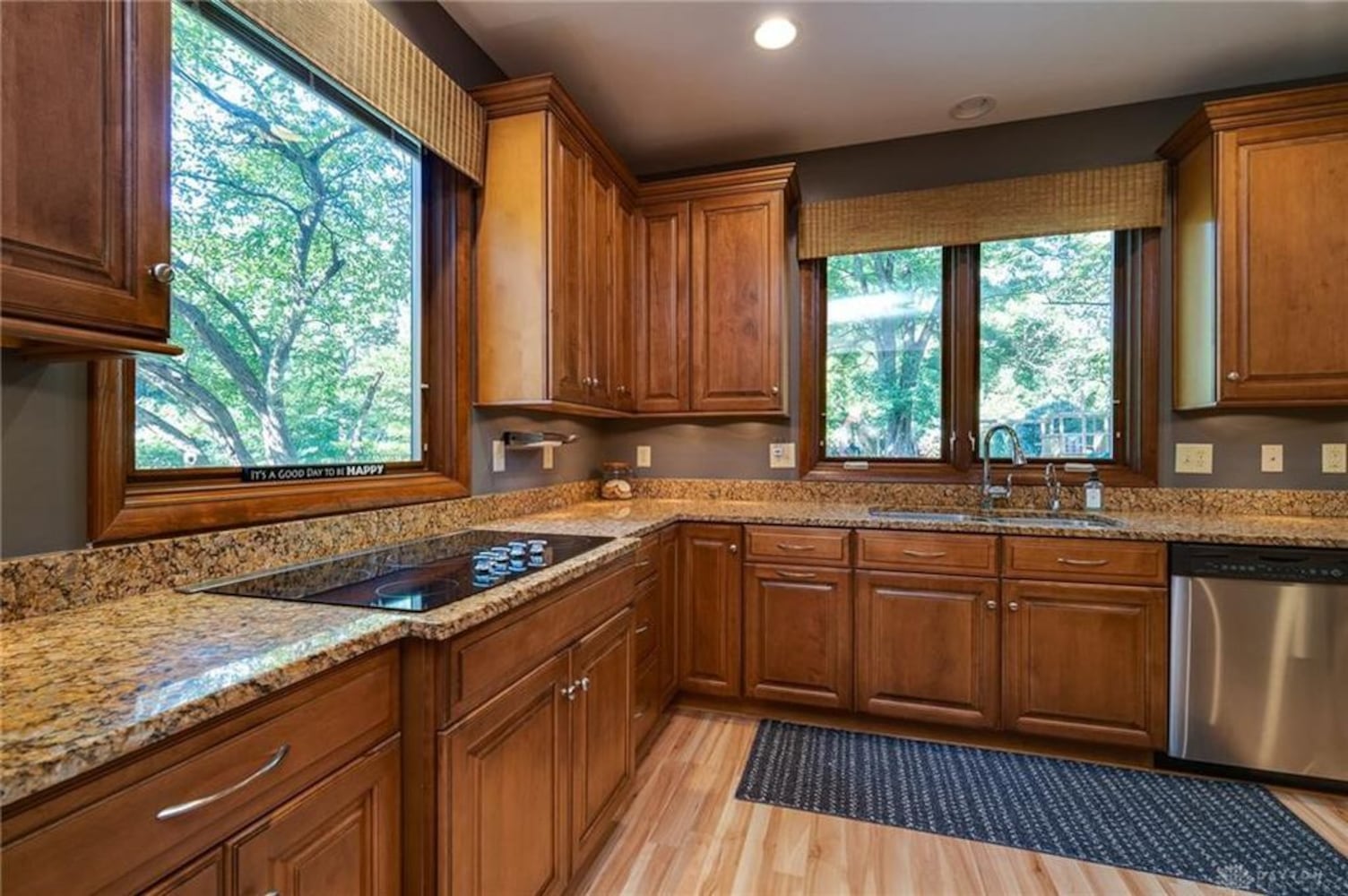PHOTOS: Luxury Centerville has desk that oversees picturesque creek