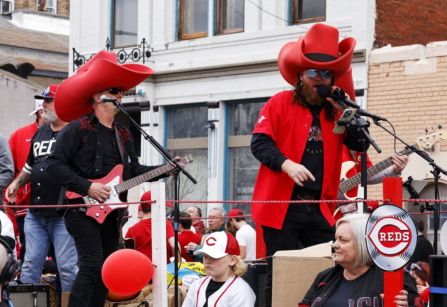 032725 Reds Parade