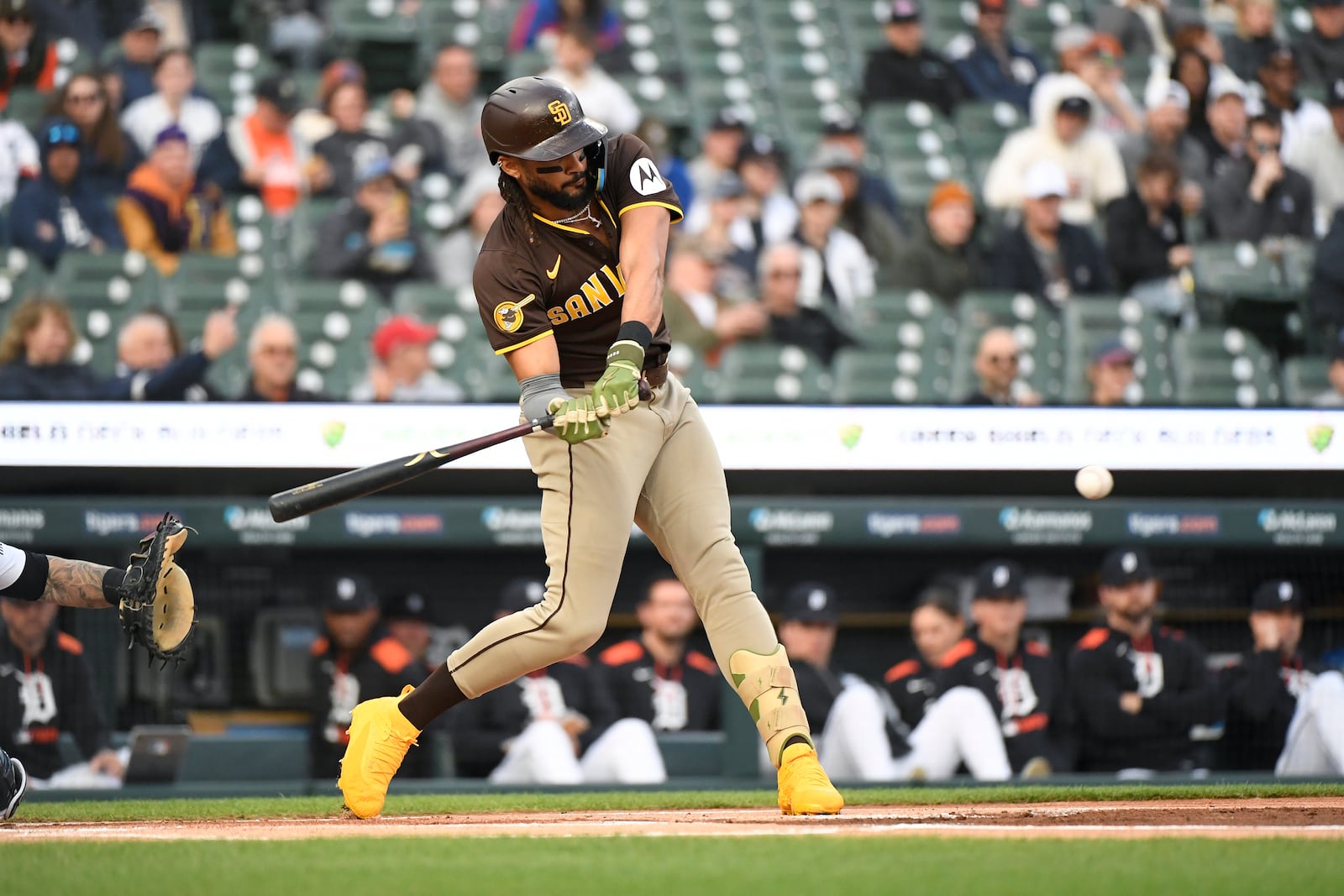 San Diego Padres' Fernando Tatis Jr. singles off Detroit Tigers starting pitcher Keider Montero during the first inning of a baseball game, Monday, April 21, 2025, in Detroit. (AP Photo/Jose Juarez)