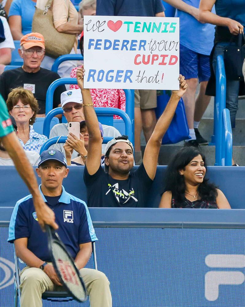 PHOTOS Roger Federer continues winning ways in Cincy